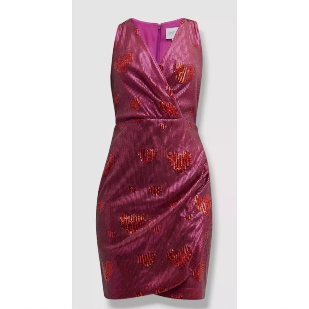 NWT ONE33 SOCIAL Pink Red Sequin Heart Bodycon Ruched Mini Dress Size 6 - Picture 4 of 9